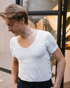 Anti Schweiß Shirt color__weiß+neck__tiefes v-kragen